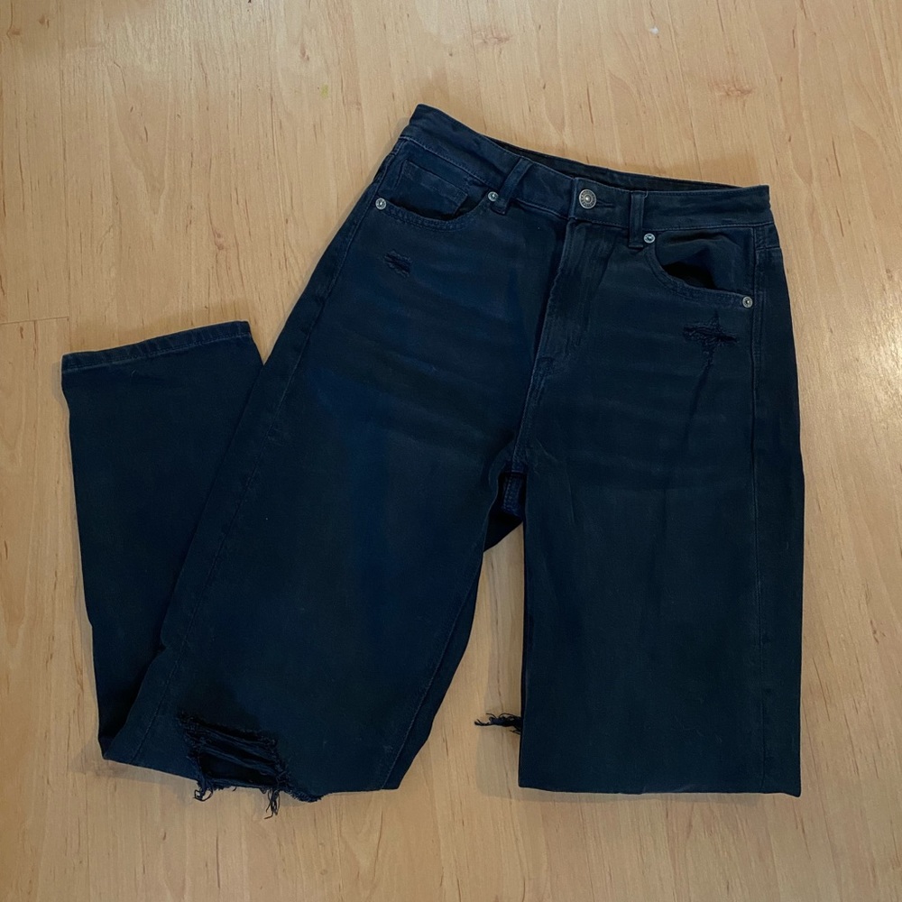 American Eagle mom jeans